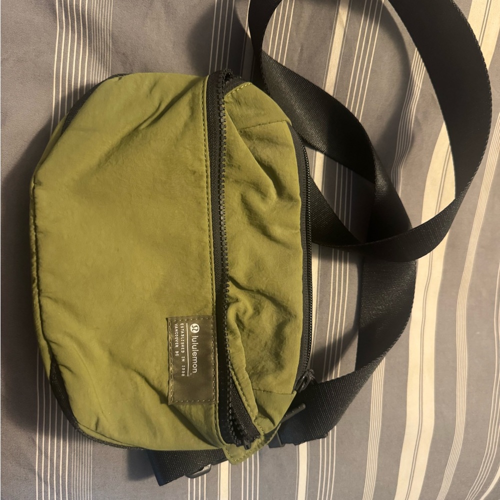 Lululemon Athletica Olive Belt Bag